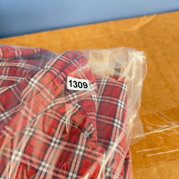 Eddie Bauer Outlet Button Down Shirt Men's Large Flannel Red Check 100% Cotton - Picture 12 of 12